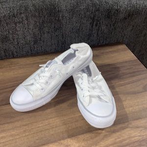 Women’s slip on converse